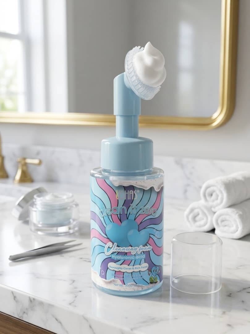 Ushas Clean It Zero - Hyaluronic Acid Cleansing Foam